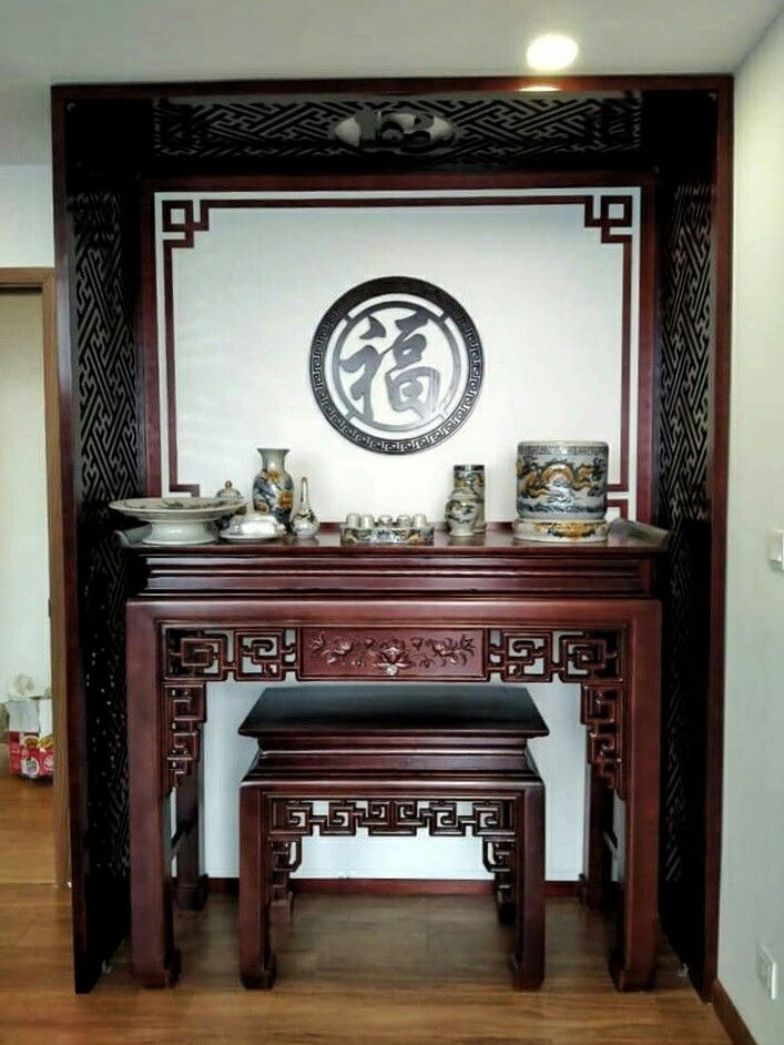 Bàn Thờ Giả Gỗ – Thiết Kế Truyền Thống Trang Nghiêm, Giá Thành Hợp Lý